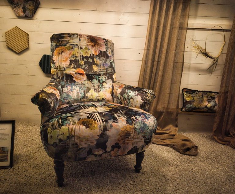 Creating a Cozy Atmosphere with Our Elegant Furniture